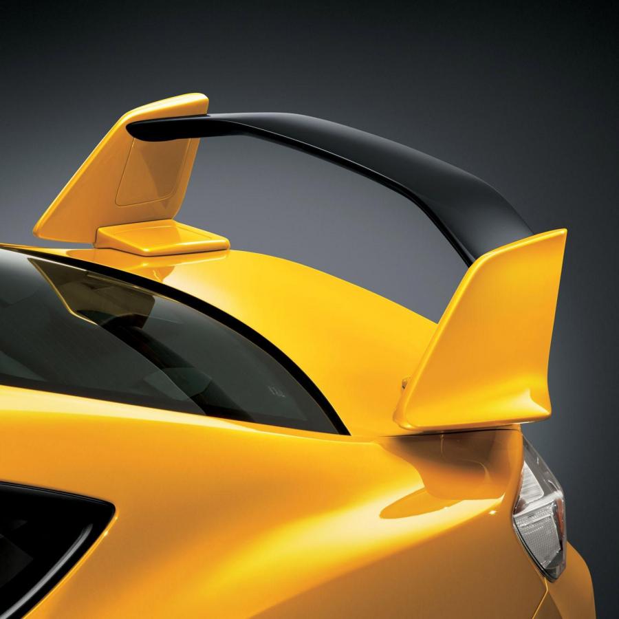  Toyota GT 86 Yellow Limited 2015 года  (фото 5 из 11)